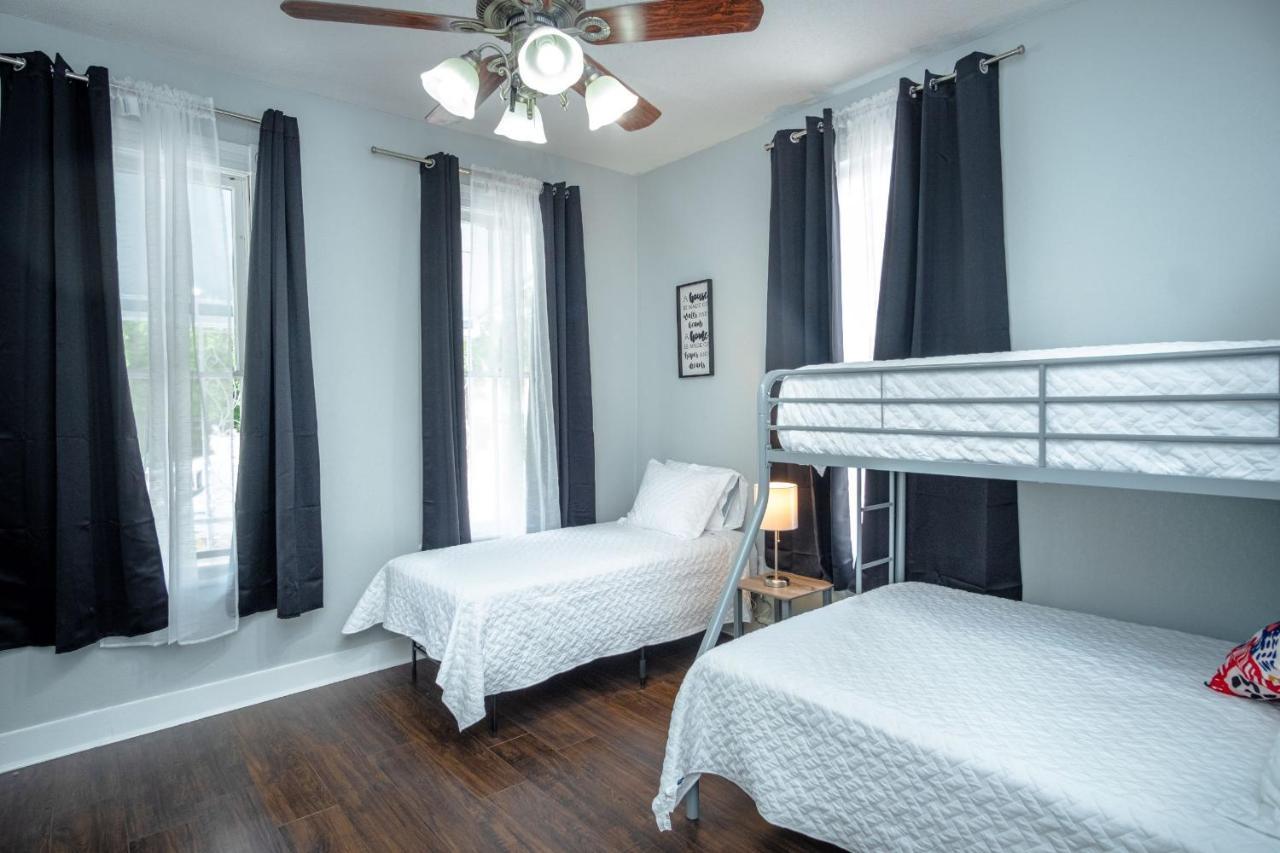 Remodeled Historic 2Br 1Ba House Near Downtown Apartment Сан Антонио Екстериор снимка